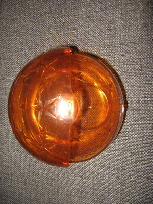 Tupperwaren iso oranssi/pihka karkkipallo,halkaisija n.15 cm