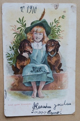 Tyttö ja kaksi mäyräkoiraa - kolme ystävystä, k. k-k 1910