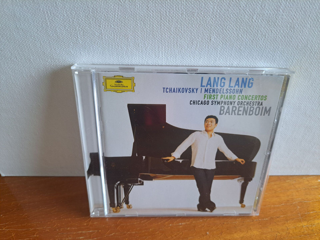 Tchaikovsky/Mendelssohn:First Piano Concertos-Lang Lang CD