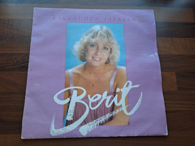 BERIT - RAKKAUDEN JÄLKEEN . LP