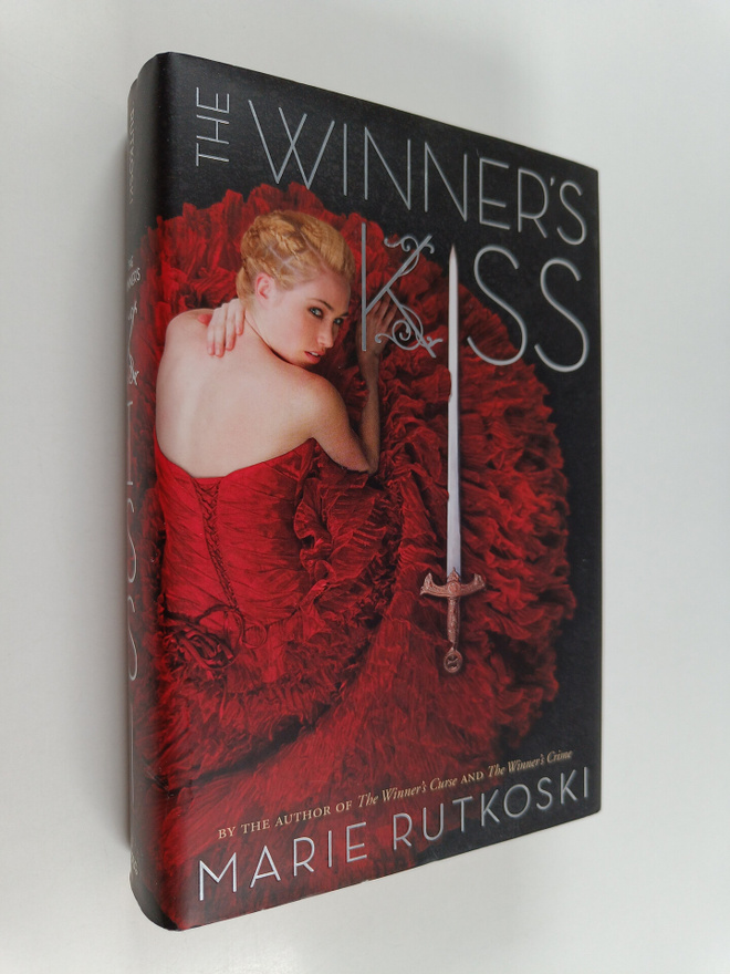 Marie Rutkoski : The Winner's Kiss