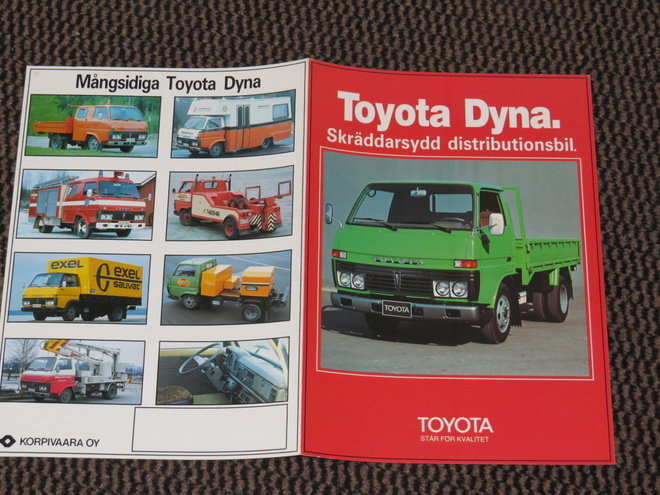 1980 Toyota Dyna kuorma-auto esite - Korpivaara - KUIN UUSI