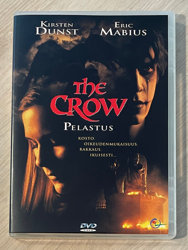 The Crow: Pelastus (2000) Kirsten Dunst & Eric Mabius