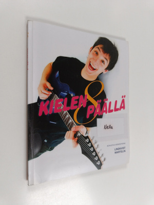 Tina Lindkvist : Kielen päällä 8
