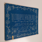 Nimeilykirja - Monogram bok - pikkukuva 1