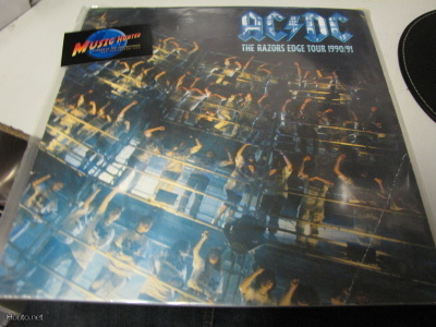 AC/DC - RAZORS EDGE TOUR 1990 / 91 KIERTUEKIRJA +