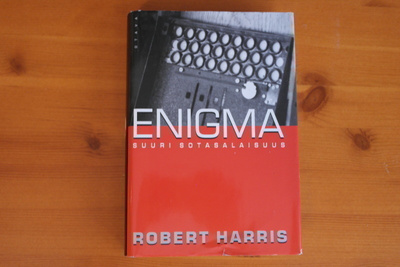 Robert Harris:Enigma.Suuri sotasalaisuus.1.P.1996.Sid.Kp.