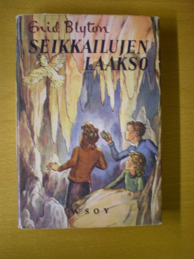 Enid Blyton: Seikkalujen laakso