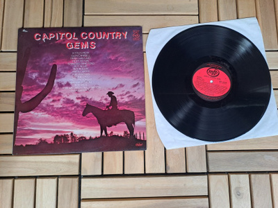 Capitol country gems 1982