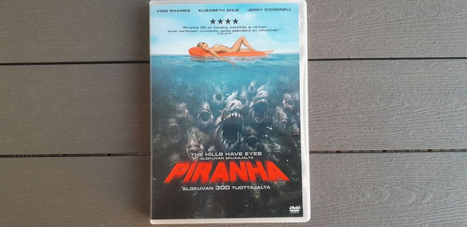 DVD: Piranha (Elisabeth Shue, Ving Rhames 2010)
