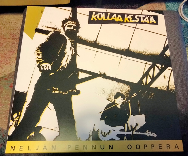 Kollaa Kestää - Neljän Pennun Ooppera LP Svart 2021