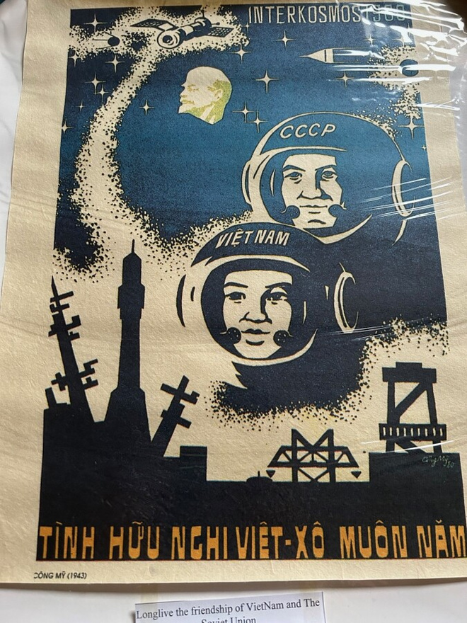 PROPAGANDAJULISTE - YSTÄVYYS VIETNAM & CCCP