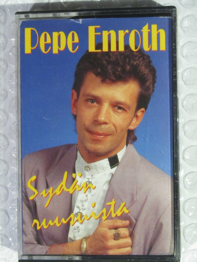 Pepe Enroth • Sydän ruusuista C-Kasetti
