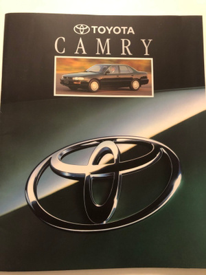 Myyntiesite Toyota Camry - 9/1991