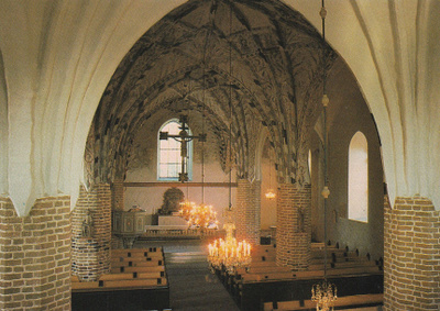 KIRKKOKORTTI - PERNIÖN KIRKKO - SISÄKUVA - 5