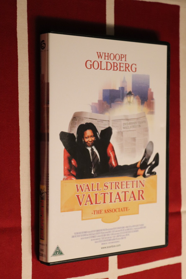 DVD Wall Streetin valtiatar The Associate (Whoopi Goldberg)