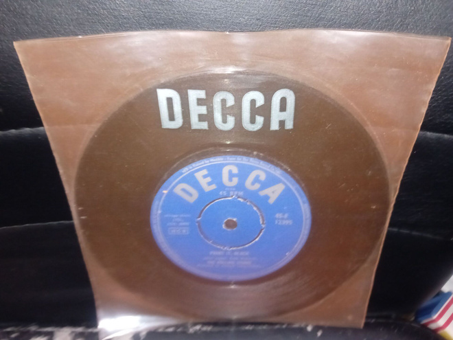 7"single Rolling Stones  : Paint it Black ( SIS POSTIKULU )