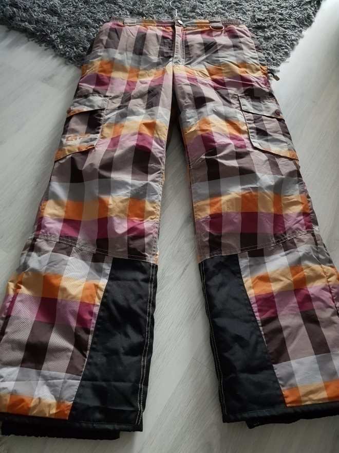 Ruutukuosilliset Lasketteluhousut / Toppahousut - 150 cm