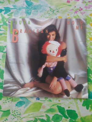 Laura Branigan - Hold Me