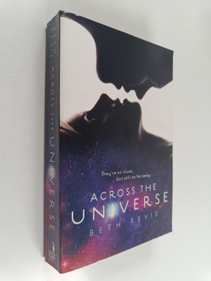 Beth Revis : Across the Universe