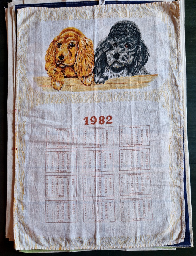 Kalenteripyyhe Vuodelta 1982