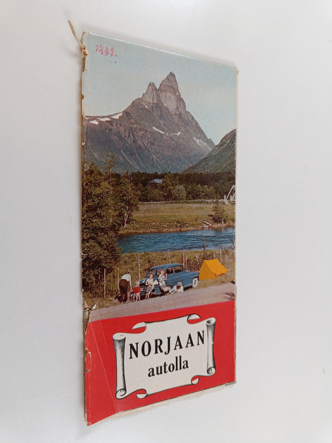 Norjaan autolla - Norjan matkailukarttta 1:1450000