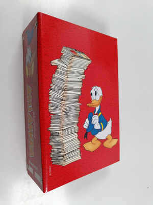 Walt Disney : Aku Ankka puolivuosikerta 2001 (nrot 26-50)