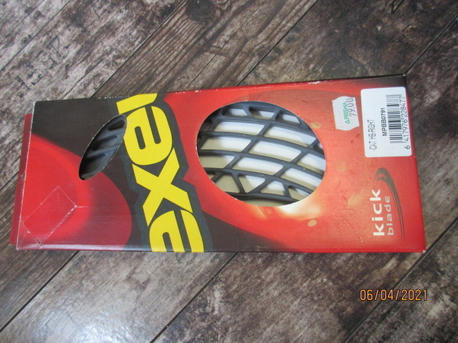 Exel Kick Blade  HB-RIGHT lapa.*uusi*