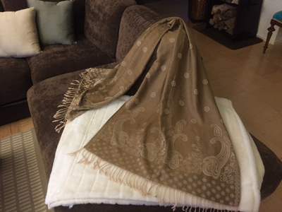 Vive beige kuviollinen Pashmina