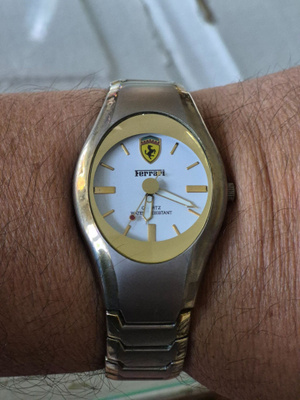 Ferrari kello