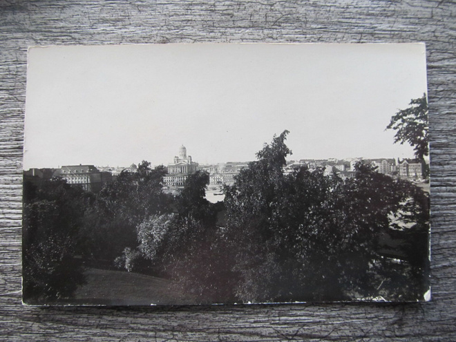 HELSINKI.....Suurkirkko "näkyvissä", vanha kortti.
