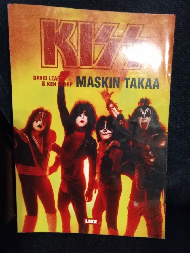 David Leaf & Ken Sharp: Kiss -maskin takaa-