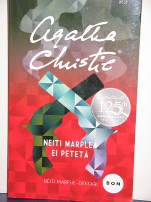Agatha Christie : NEITI MARPLEA EI PETETÄ