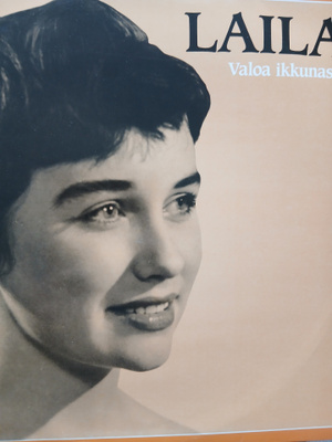 Laila Kinnunen : Valoa ikkunassa.