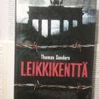 Thomas Sanders - Leikkikenttä (sid.) - pikkukuva 1