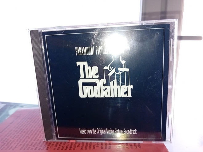 CD SOUNDTRACK: The Godfather ( SIS POSTIKULU  )