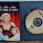 SOME LIKE IT HOT - pikkukuva 3