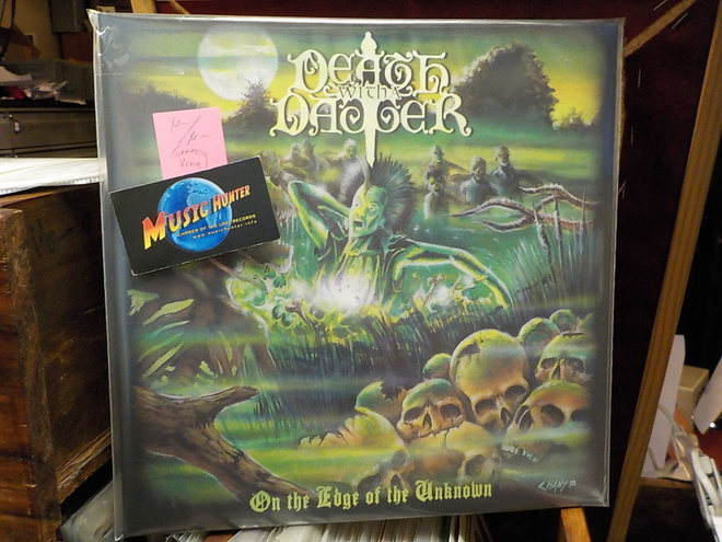 DEATH WITH A DAGGER - ON THE EDGE OF THE UNKNOWN M-/M- LP