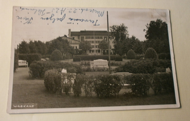 Varkaus, Kaupungintalo, puistoa, mv valokuvapk, p. 1946