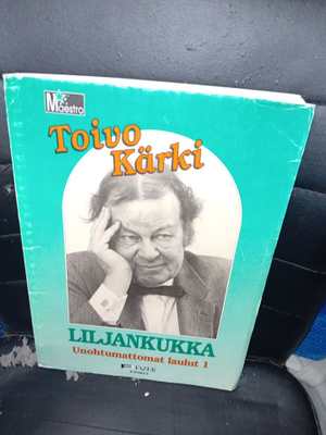 Nuottikirja Toivo Kärki : Liljankukka  ( SIS POSTIKULU )