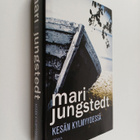 Mari Jungstedt : Kesän kylmyydessä - pikkukuva 1
