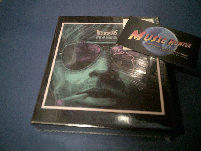 THE HELLACOPTERS - EYES OF OBLIVION UUSI CD BOX SET (W)