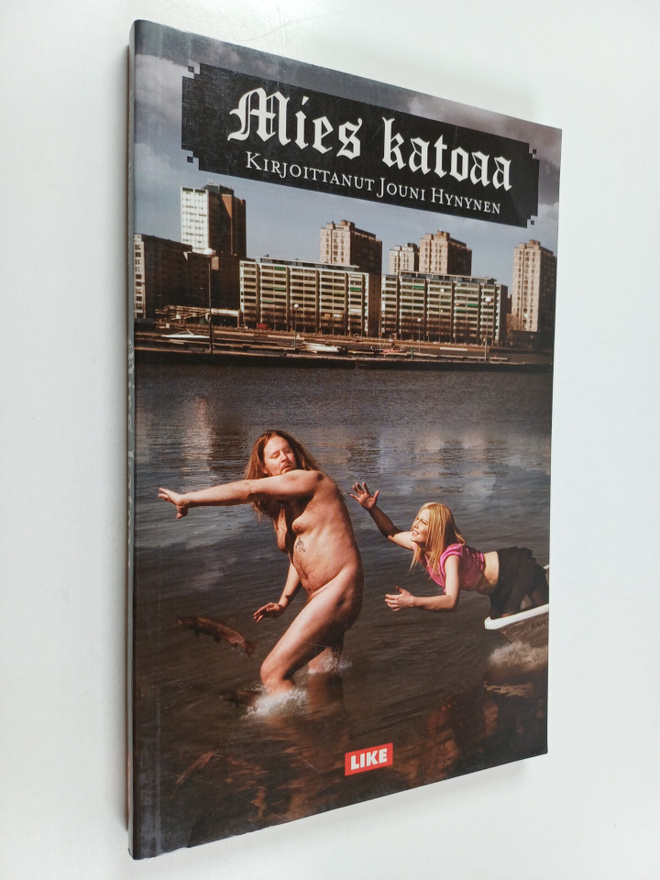 Jouni Hynynen : Mies katoaa (signeerattu)
