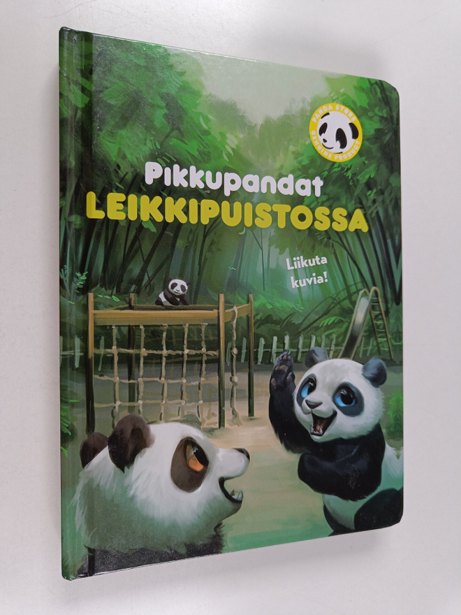 Jemina Heljakka : Pikkupandat leikkipuistossa