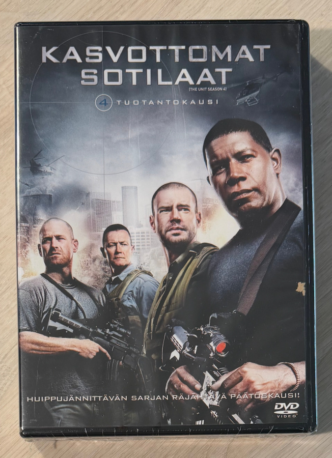 Kasvottomat sotilaat: Kausi 4 (2008-2009) 6DVD (UUSI)
