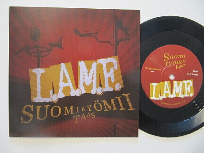 L.A.M.F. Suomi Ryömii Taas 7" sinkku Musta Uusi
