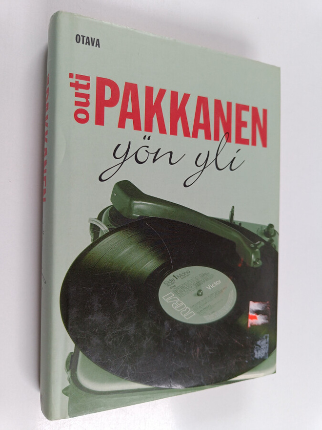 Outi Pakkanen : Yön yli