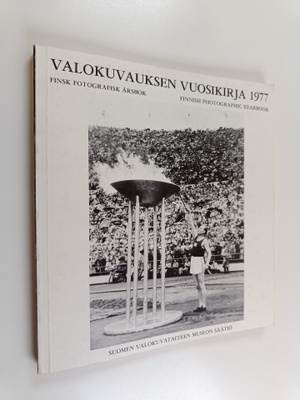 Valokuvauksen vuosikirja 1977