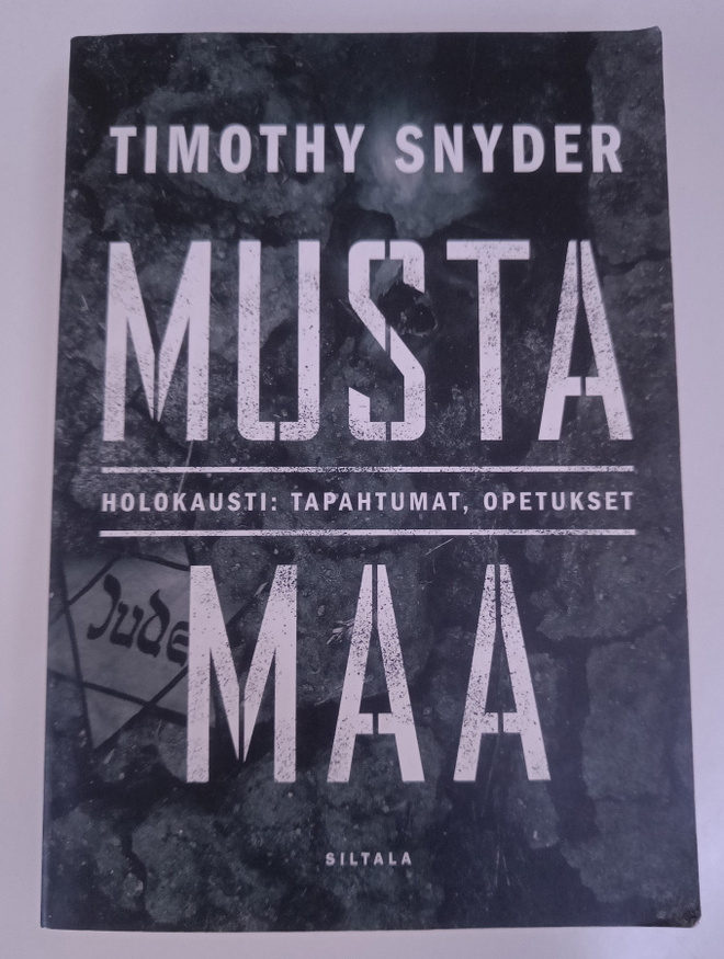 Timothy Snyder: Musta maa
