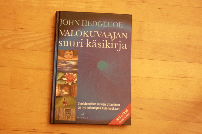 John Hedgecoe Valokuvaajan suuri käsikirja 2010 D2